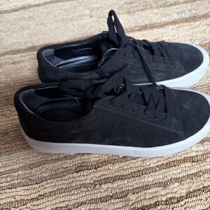 Vince Women’s Black Suede Sneakers 6.5